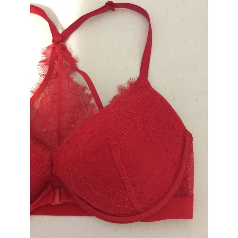 Victoria's Secret Very Sexy Plunge Lacey Red Bra 32D Cross Back Adjustable VNC